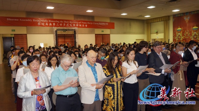 【新闻资讯】2025年《南 无 第 三 世 多 杰 羌 佛 经 藏 总 集》新卷隆重发行 全球佛教徒蒞美，共沐佛恩迎经藏-图片11